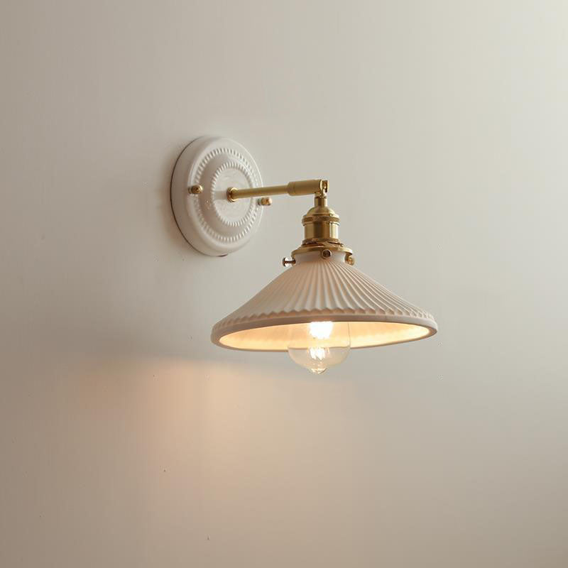 Traditional Vintage Round Ceramic Brass 1-Light Wall Sconce Lamp