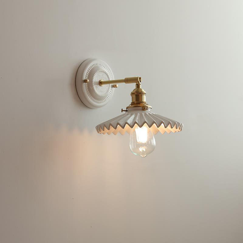 Traditional Vintage Round Ceramic Brass 1-Light Wall Sconce Lamp