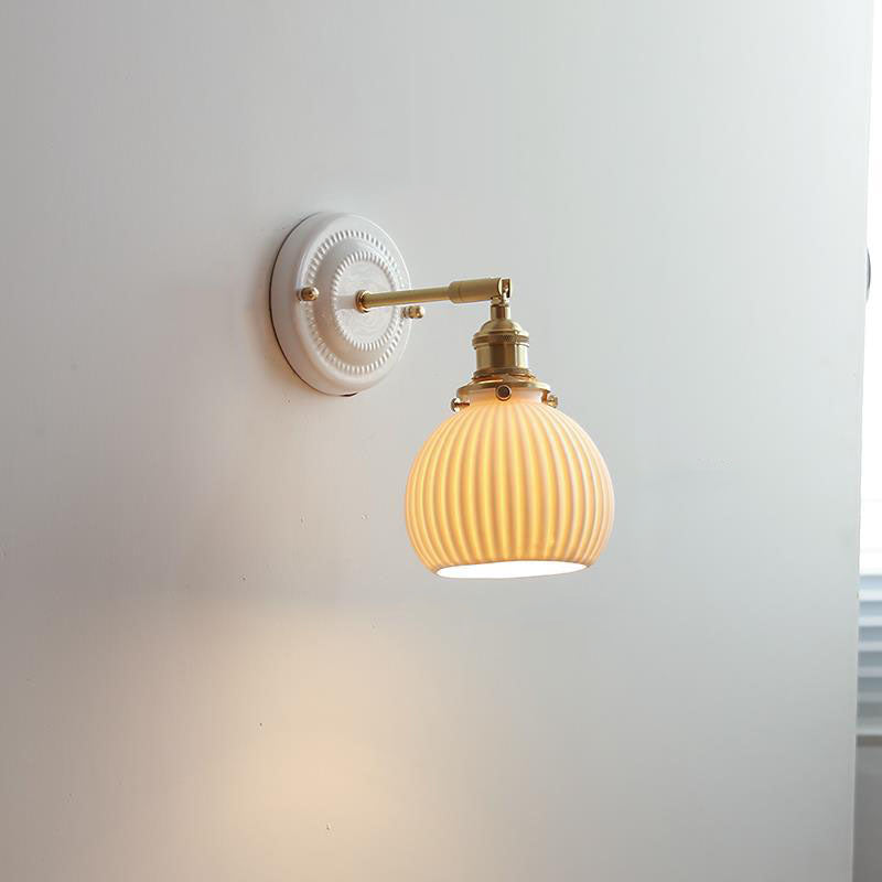 Traditional Vintage Round Ceramic Brass 1-Light Wall Sconce Lamp
