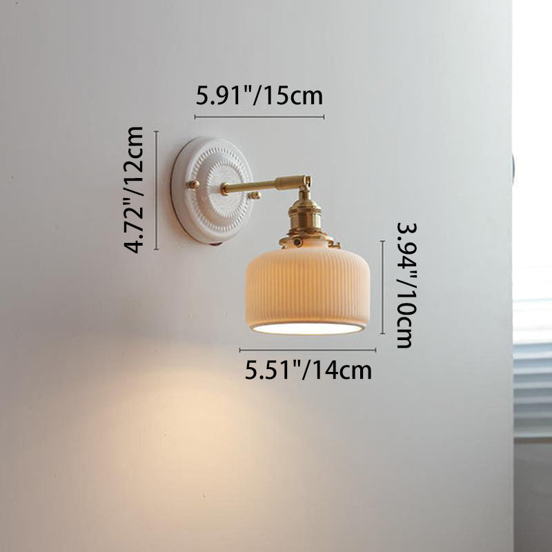 Traditional Vintage Round Ceramic Brass 1-Light Wall Sconce Lamp